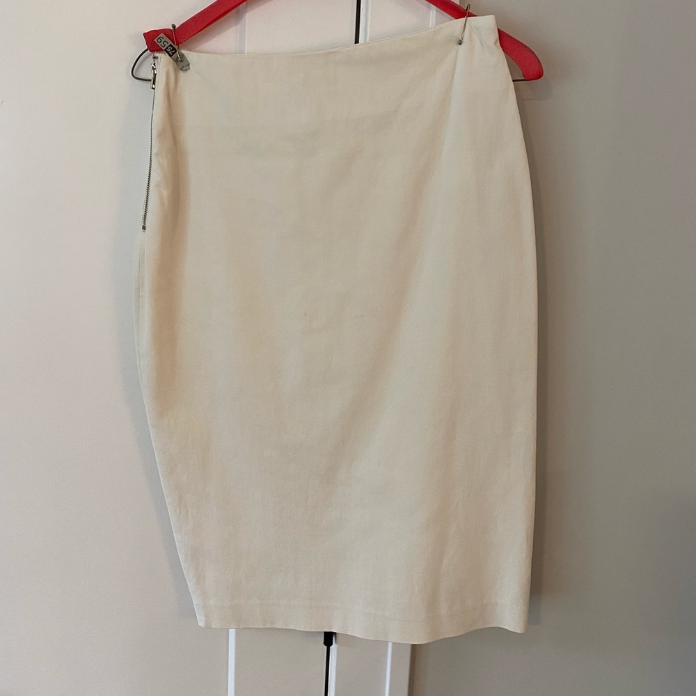 BEBE Cream Pencil Skirt